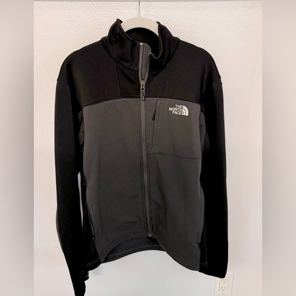 The North Face Men’s Soft Shell Jacket Black/Gray 3 Pockets Size M - Picture 1 of 8